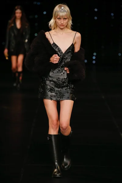 Look 31
